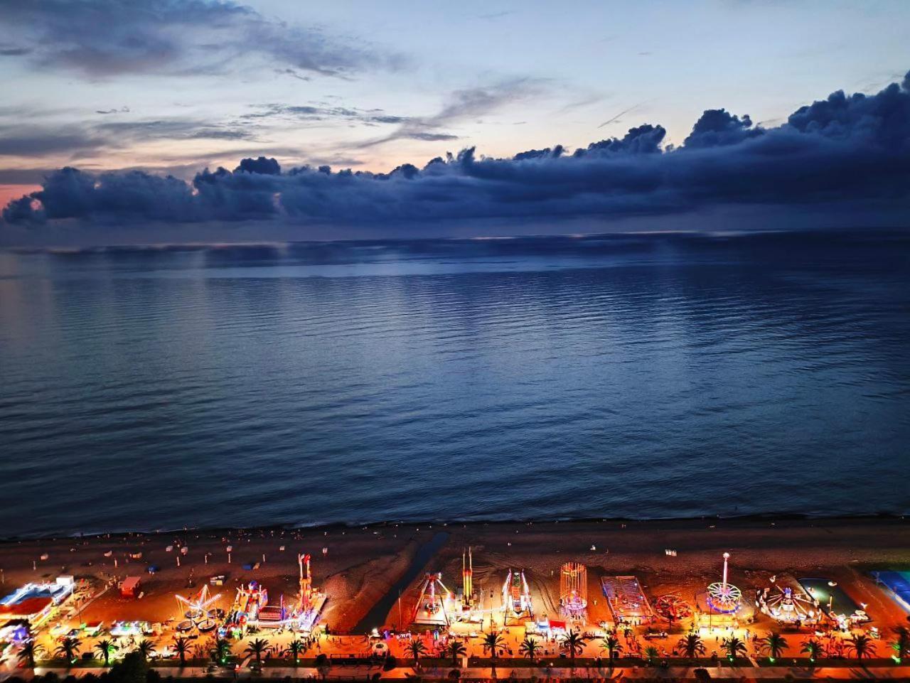 Orbi-City Batumi Apartments Sea View Eksteriør billede